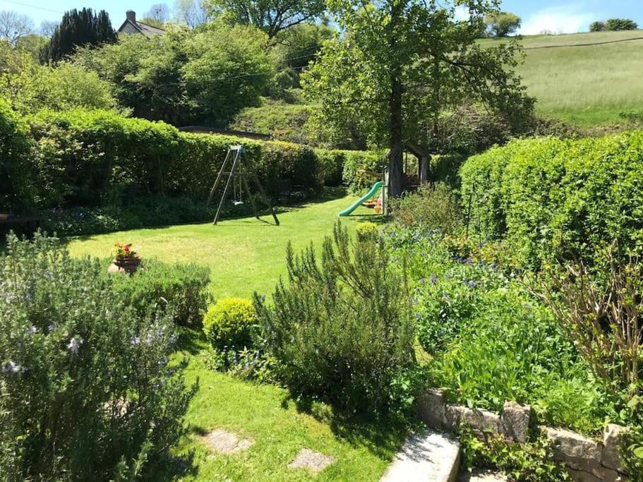 Cedra Cottage - Vintage Country Hideaway Axminster Exterior foto