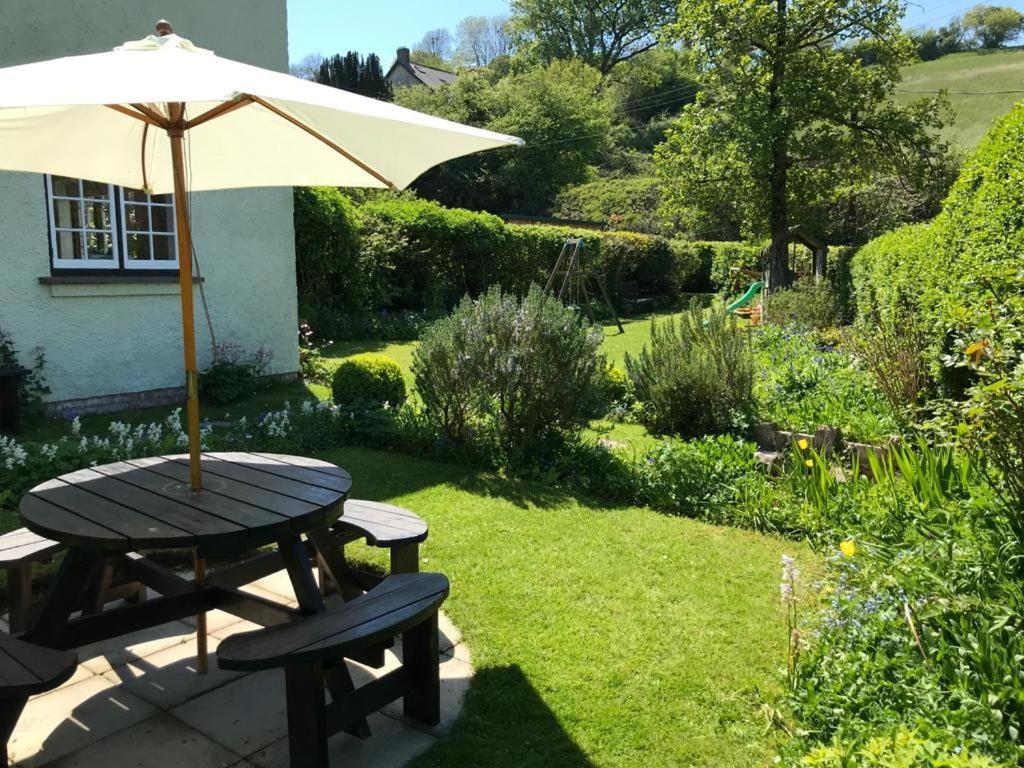 Cedra Cottage - Vintage Country Hideaway Axminster Exterior foto